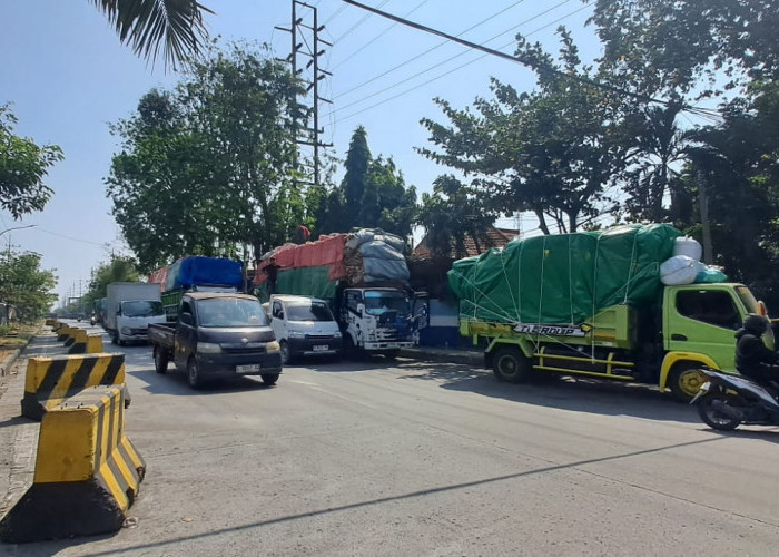 Pelindo Bantah Pelabuhan Tanjung Perak Kekurangan Kapasitas, Antrean Truk Dipicu Lonjakan Kendaraan