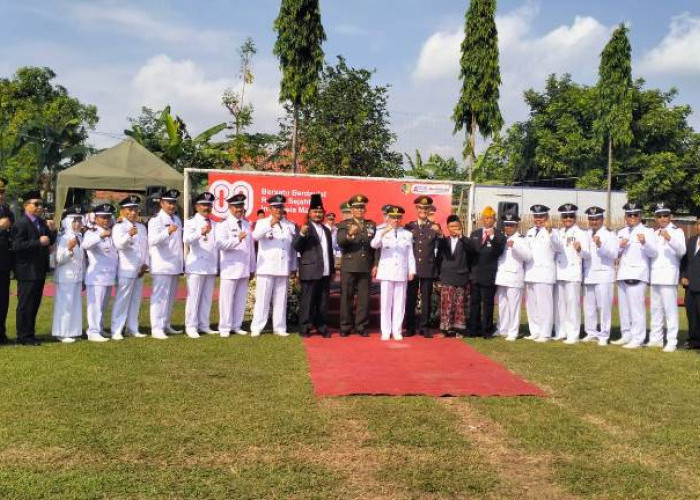 PKDI Ngantru Sukseskan Upacara HUT Ke-80 RI, Camat Sumarji Berikan Apresiasi 