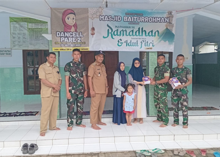 Belasan Rumah Ibadah di Desa Gadungan Kediri Terima Mushaf Alquran dari Satgas TMMD