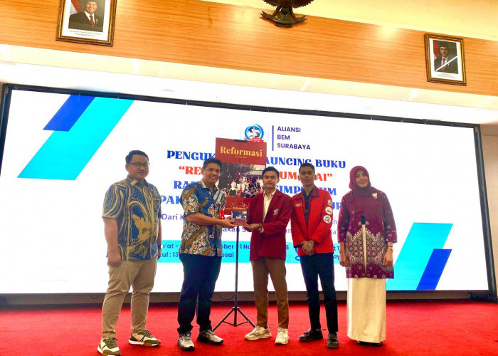 Peringati Sumpah Pemuda, Aliansi BEM Surabaya Launching Buku Hingga Kukuhkan Kepengurusan