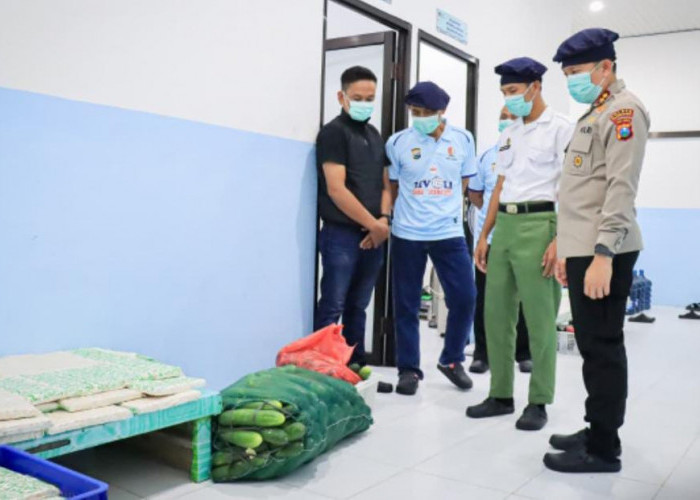 Kapolres Bojonegoro AKBP Afrian Cek SPPG di Sumodikaran Pastikan Kualitas MBG Terjaga