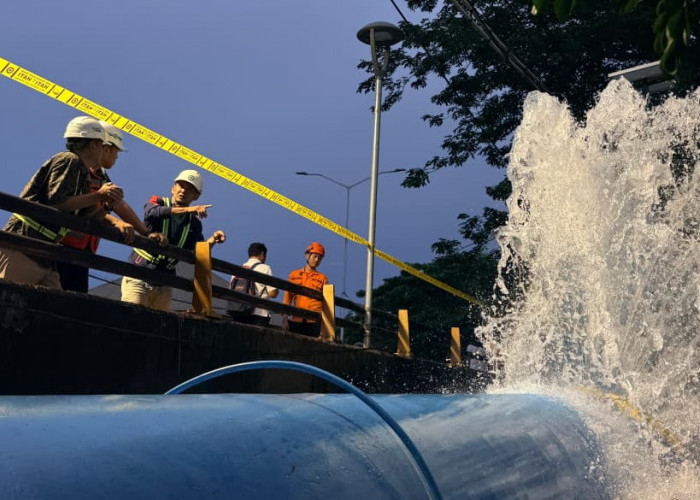 Respons PAM Surya Sembada Surabaya Tangani Kebocoran Pipa Utama 1000mm di Kawasan Merr 