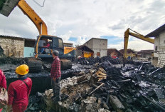 Belasan Rumah Warga Tambak Asri Surabaya Dibongkar Demi Normalisasi Sungai Kalianak Tahap 2