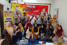 Polsek Simokerto Gelar Jumat Curhat di Simolawang, Perkuat Silaturahmi dan Keamanan Warga