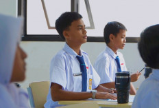 Hendi Pelajar Sragen yang Kembali Sekolah Gratis di Sekolah Rakyat Usai Bekerja di Bengkel