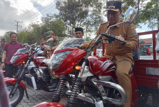 Perkuat Ekonomi Desa, Plt Bupati Tulungagung dan Dandim 0807 Serahkan 82 Kendaraan Operasional KDMP