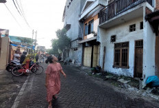 BREAKING NEWS! Pegawai Fotokopi Bratang Gede Tewas Gantung Diri