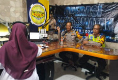 Gandeng Media, Satlantas Polres Pelabuhan Tanjung Perak Ajak Warga Tertib Lalu Lintas