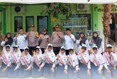 Kapolsek Rungkut Jadi Pembina Upacara di MTsN 3 Surabaya, Ajak Pelajar Jauhi Bullying hingga Balap Liar