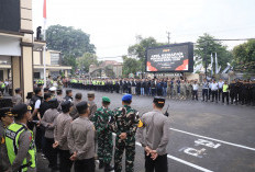 Sinergi TNI–Polri dan Elemen Masyarakat Amankan Malam Pergantian Tahun di Kota Kediri