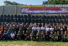 Forkopimcam Se-Kabupaten Kediri Ikuti Lomba Menembak Hari Bhayangkara Ke-80