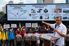 Jawab Tuntutan Demo, Kabakom Qodari: Presiden Sedang Lakukan Reformasi Struktur Ekonomi dan Tertibkan Elit