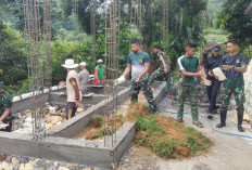 Satgas TMMD 127 Angkut Batu Bata, Percepat Pembangunan MWK Masjid Baiturrahman
