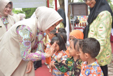 Sentuhan Hangat Ny. Vira Rudy Saladin untuk Generasi Penerus di TK Kartika di Wilayah Jember