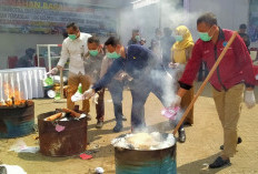 Kejari Kota Malang Musnahkan Uang Palsu hingga Potongan Tubuh Satwa Liar