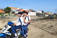 Pengamanan Proyek Pelebaran Saluran Disorot, DPRD Surabaya Desak Pemkot Blacklist Kontraktor Bandel