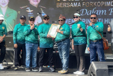 Ribuan Peserta Funbike Semarakkan HUT Ke-80 Persit di Mojokerto