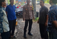 Antisipasi Curanmor, Bhabinkamtibmas Penjaringansari Sambang Kedai Merakyat