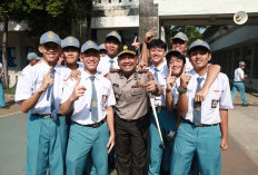 Sambangi SMAN 1 Jember, Kapolres AKBP Alaiddin Ingatkan Pelajar Jauhi Pergaulan Bebas