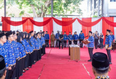 468 Pegawai Gresik Terima SK PNS dan Perpanjangan PPPK