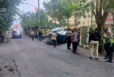 Polsek Gayungan Gelar Pengamanan Aksi Unjuk Rasa di Dinas Perkebunan Jatim