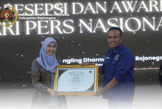 Wakil Ketua DPRD Jatim Sri Wahyuni Raih Angling Dharma PWI Award 2026 Kategori Perempuan Tangguh