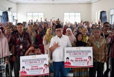 Abidin Fikri Salurkan Bantuan Alat Bantu Disabilitas dan Sembako untuk 99 Warga Bojonegoro-Tuban