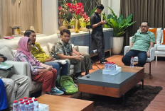 Datangi Rumah Aspirasi Cak Ji, Lansia Surabaya Adukan Dugaan Penipuan Dana Talangan
