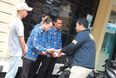 Gagalkan Maling Motor di Puskesmas Deket, Empat Warga Diganjar Penghargaan Polres Lamongan