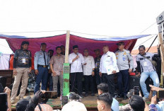 Driver Online Jatim Kepung Gedung DPRD, Tolak SK Gubernur dan Desak UU Transportasi Online