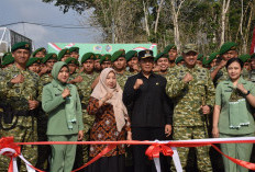 Plt Bupati Tulungagung Resmikan Jalan Rabat Beton Karya Bhakti TNI di Manding
