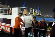 Alami Cedera di Ruang Mesin, KN SAR 249 Permadi Evakuasi WNA China di Perairan Surabaya