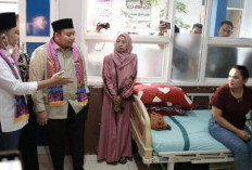 Menembus Jalan Terjal Demi Warga, Bupati Jember dan Anggota DPR RI Sapa Pasien di Pelosok Desa