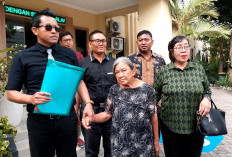 Buntut Rumahnya Hancur, Nenek Elina Akui Kehilangan Berbagai Surat Penting