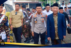 Kapolres Pasuruan Ikuti Manaqib Dzikrul Ghofilin bersama KH Sholeh Bahruddin dan Ribuan Jemaah