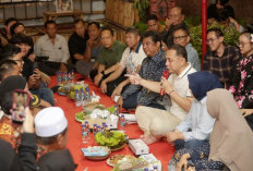 Eri Cahyadi Dorong Gen-Z Banjarsugihan Surabaya Kembangkan Melon dan Ayam Petelur