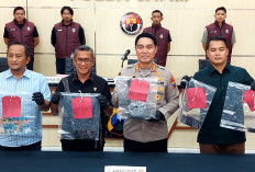 Pasarkan Bubuk Mesiu Lewat Grup WhatsApp Huru Hara, Dua Pemuda Sidoarjo Diringkus Polda Jatim
