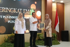 PLN Indonesia Power UBP Grati Terima Sertifikat PROPER Emas Kali Kelima