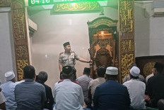 Gelar Safari di Masjid Al-Mu'minun Tanjungsari, Kapolsek Sukomanunggal Sampaikan Pesan Kamtibmas