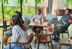 Polsek Wiyung Bersama Tiga Pilar Edukasi Pedagang Buah, Imbau Kembalikan Fungsi Trotoar