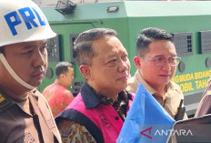 Febrie Adriansyah Dicecar Lebih dari 20 Pertanyaan Saat Diperiksa Kejagung