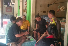 Dekati Warga di Warkop, Polsek Wiyung Masifkan Sosialisasi Layanan Darurat Call Center 110