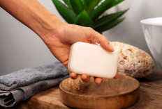 Waspada Jamur Kulit Kronis Saat Musim Lembap, Cara Memilih Sabun Antiseptik yang Aman