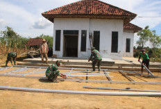 Satgas TMMD 127 Pasang Baja Ringan untuk RTLH