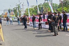 Bubarkan Dapur MBG Terpusat, Warga Lamongan Desak Libatkan Kantin dan UMKM