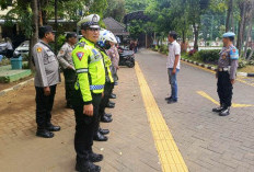 Polsek Gayungan Amankan Aksi Unjuk Rasa PKSI di Kantor Kejati Jatim