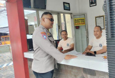 Antisipasi Kriminalitas, Bhabinkamtibmas Polsek Wiyung Sambangi Satpam Perumahan TPI