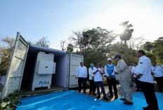 Prabowo Targetkan PLTS 100 GWp Rampung Tiga Tahun, Investasi Capai Rp1.140 Triliun
