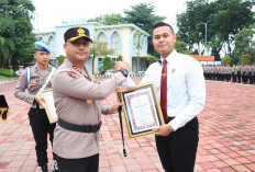 Apresiasi Jogo Gresik, 17 Personel dan 2 Masyarakat Terima Penghargaan dari Kapolres