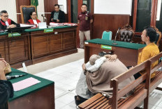 Curi Rp17 Juta Uang Ibu, Andy Menangis Minta Maaf di Ruang Sidang